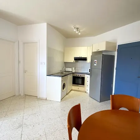 King's Palace Apartment